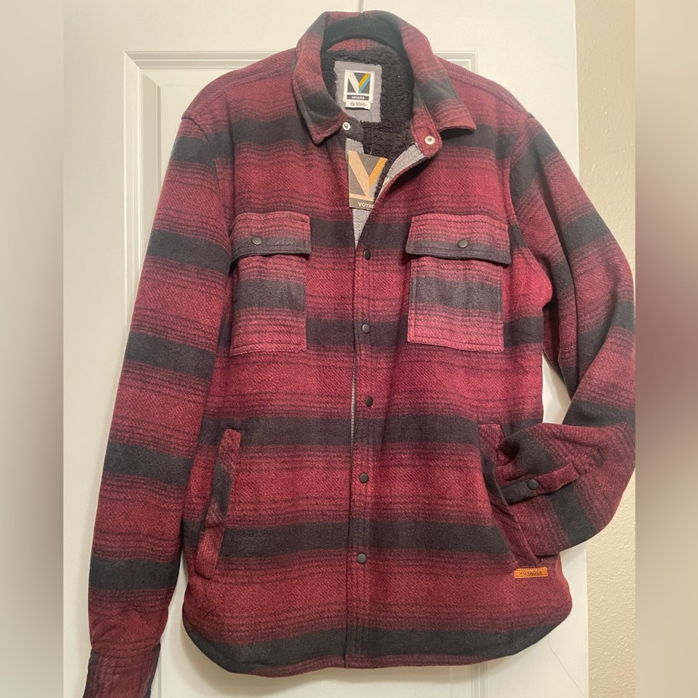 NWT Burgundy and Black Plaid Men's Fleece Jacket - Picture 2 of 10